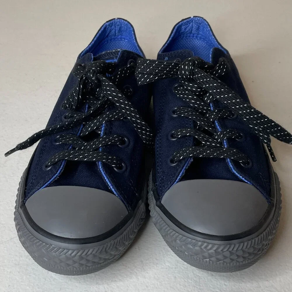 Converse Blue & Gray Kids Low Top Sneakers Size 3
